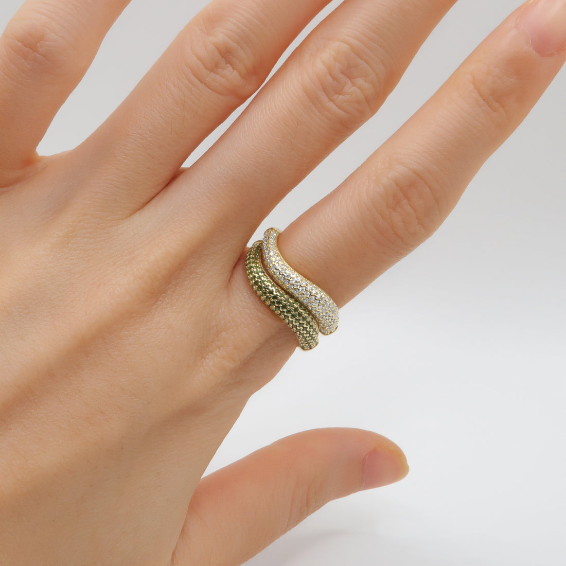Serpentina Ring – Pavé